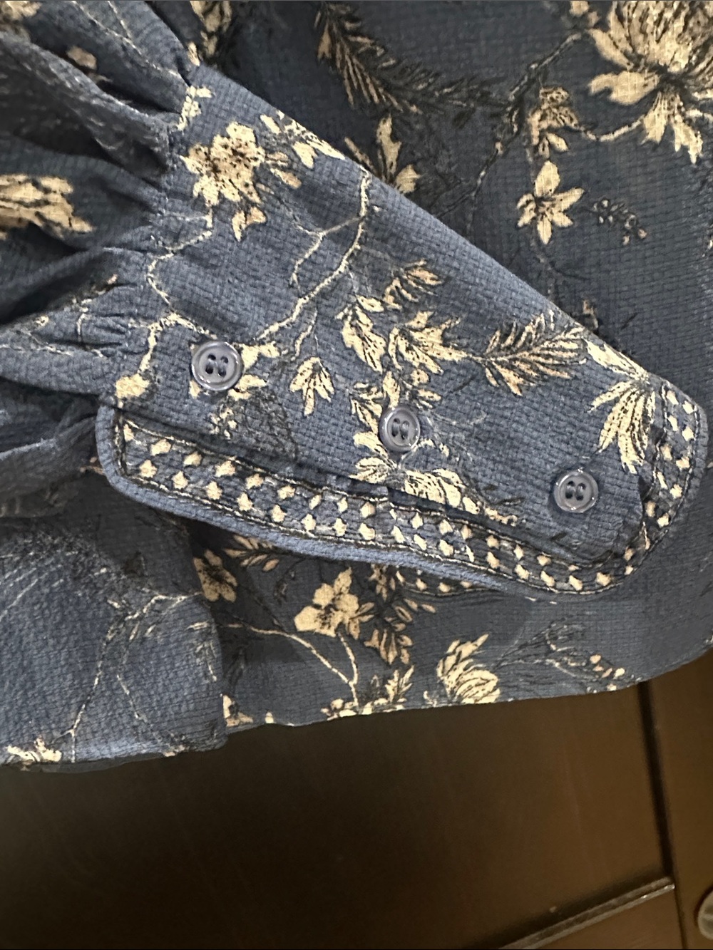 Max Studio Navy Floral V-Neck Button Blouse - Picture 4 of 13